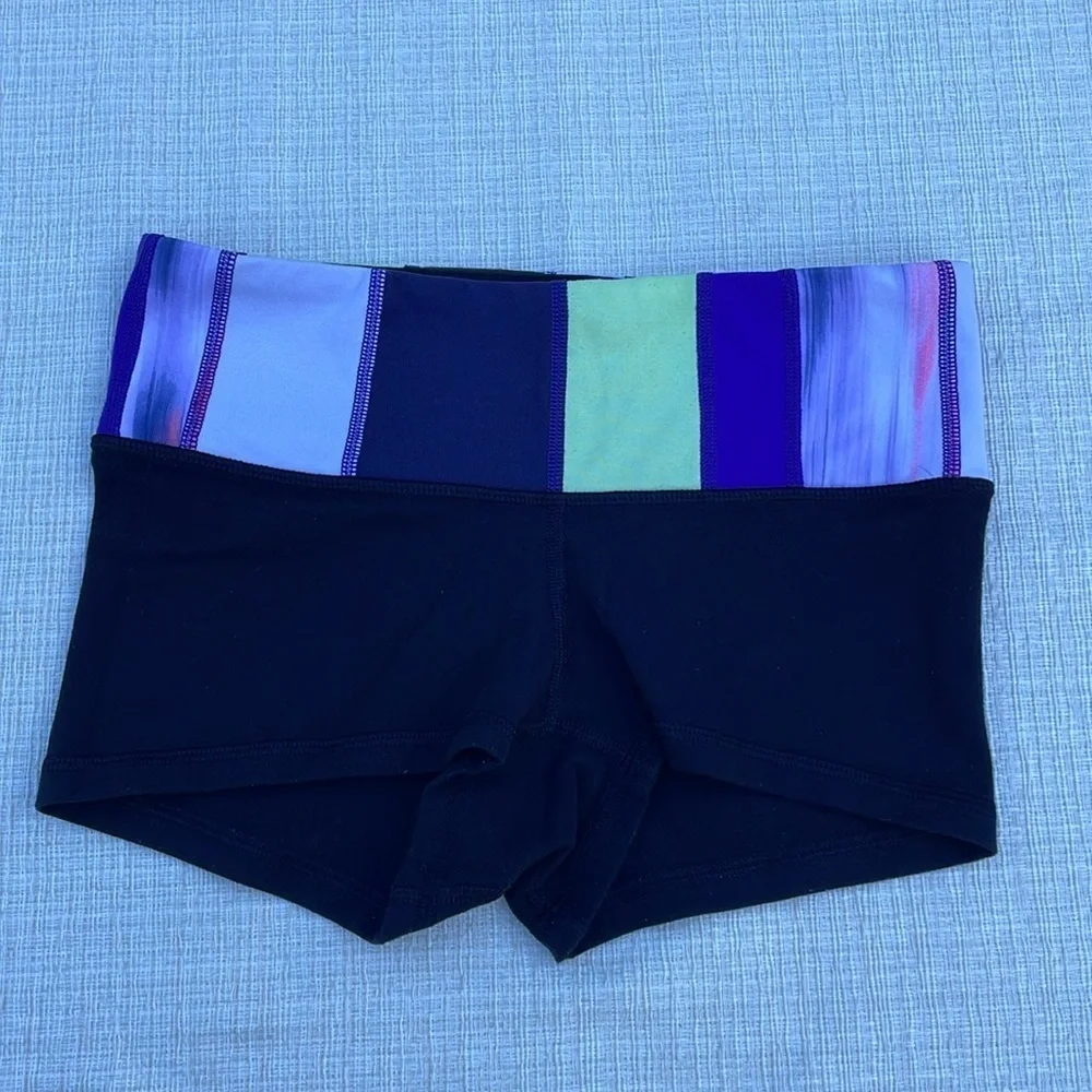 Lululemon Boogie Short Black Quilt 5 Size 4 Style Number: W7284S